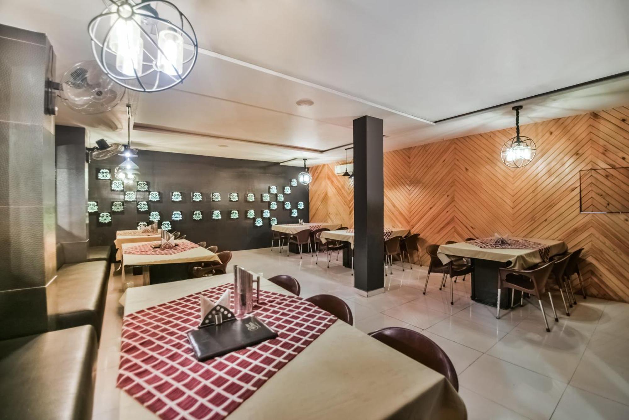 Oyo Hotel Ajanta Hamirgarh Экстерьер фото