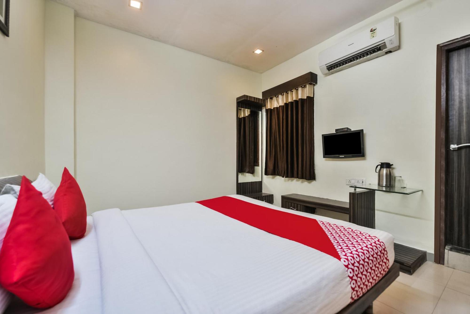 Oyo Hotel Ajanta Hamirgarh Экстерьер фото