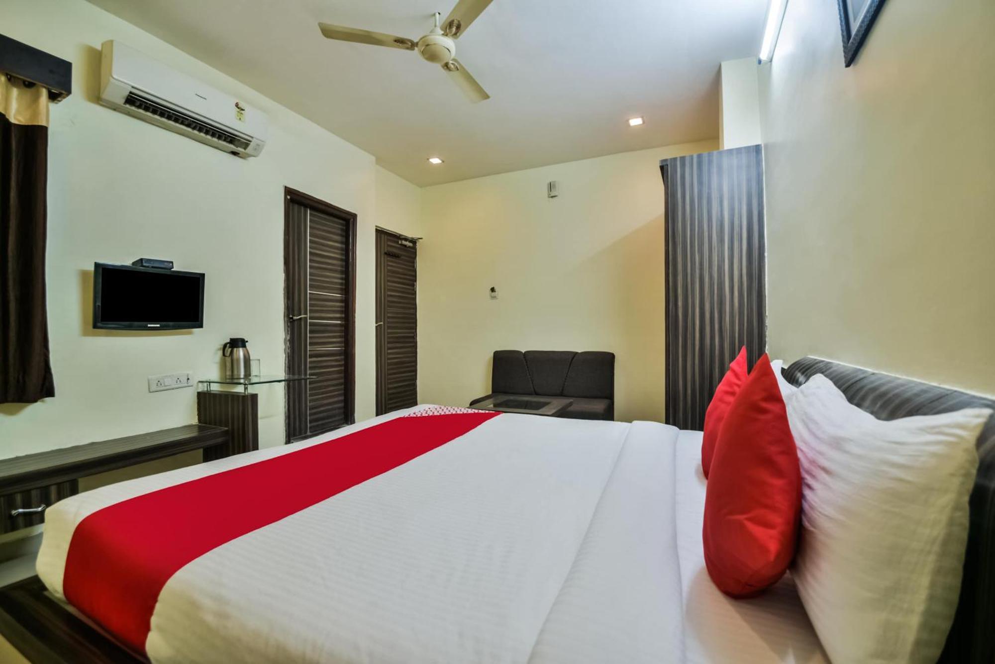 Oyo Hotel Ajanta Hamirgarh Экстерьер фото